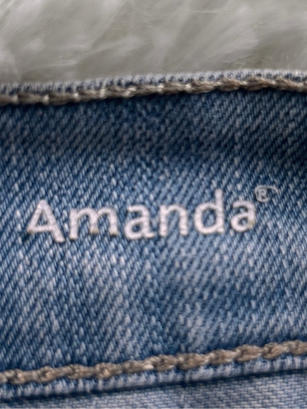 Gloria Vanderbilt All Around Slimming Effect Amanda Capri - Size 12 - Picture 7 of 11